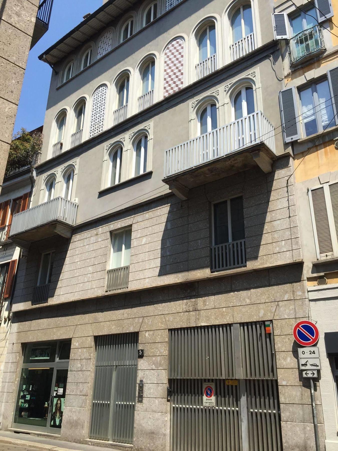 Duomo House Apartamento Milão Exterior foto